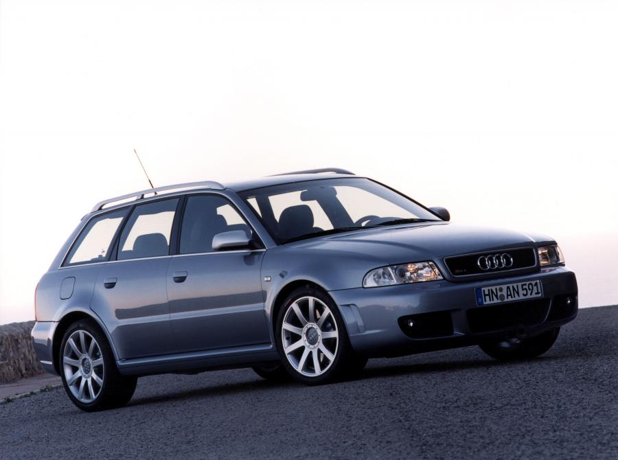  Audi RS4 Avant 2000 года  (фото 5 из 31)